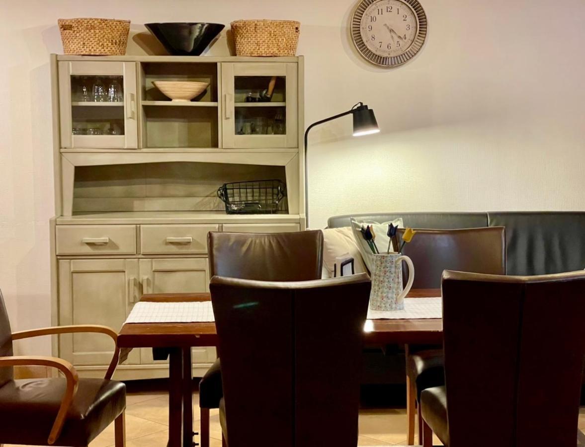 Osupyne Apartment ซเวนตายิ ภายนอก รูปภาพ
