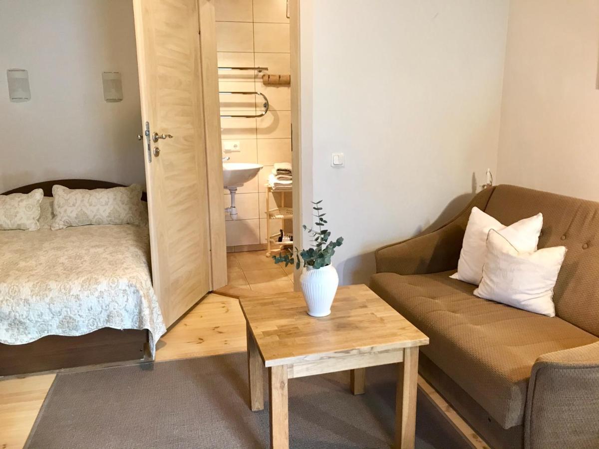 Osupyne Apartment ซเวนตายิ ภายนอก รูปภาพ